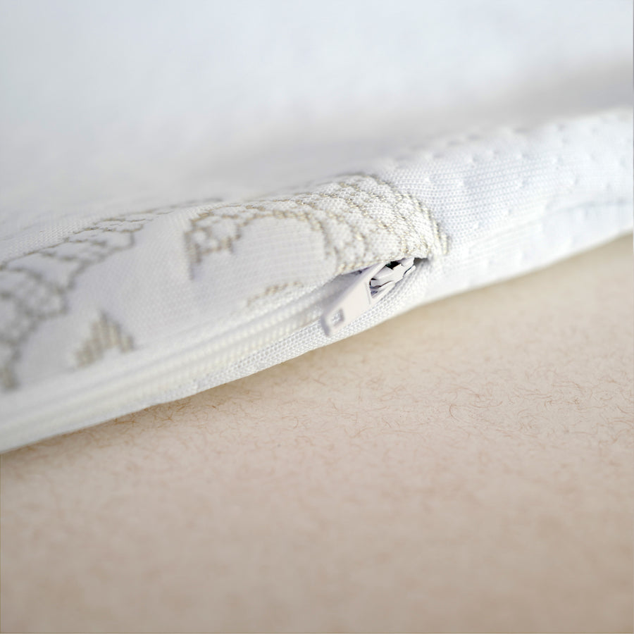 Organic cotton zippered bassinet sheet